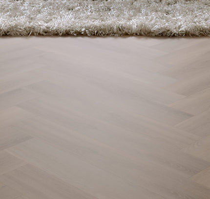 Ambassador Oak Herringbone (Plak)