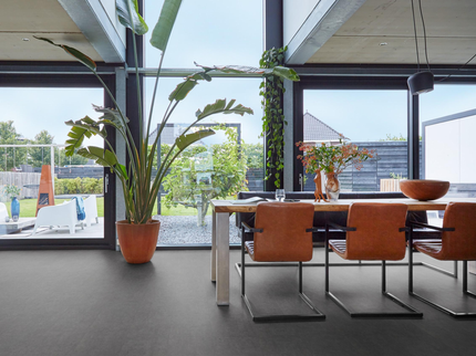 Kingsbridge beton zwart