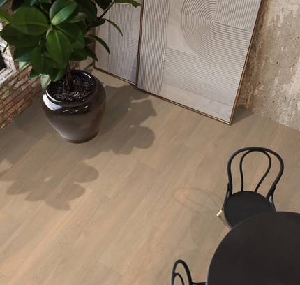 East Village beige eiken